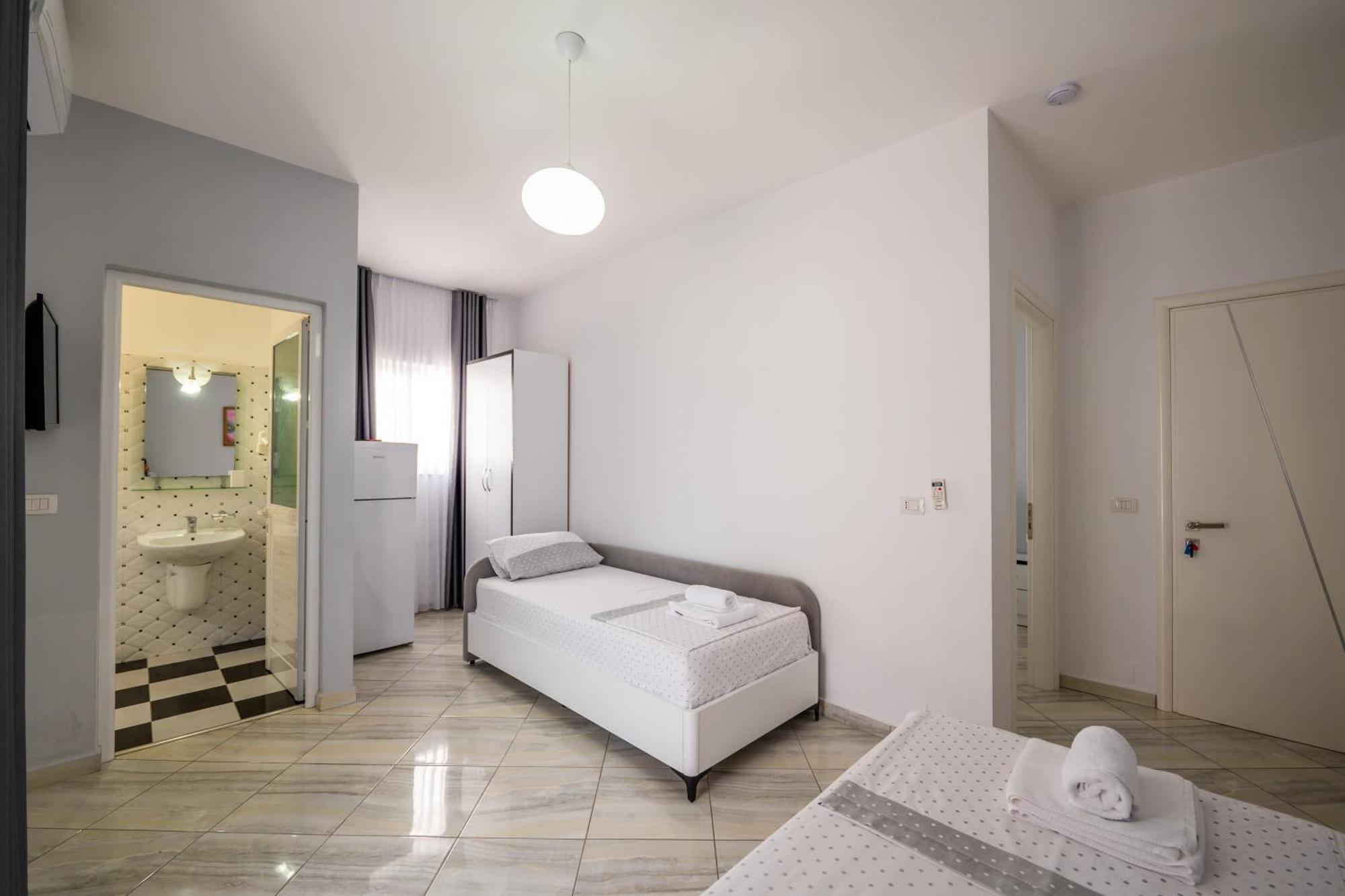 Hotel Artur2 Ksamil Exteriér fotografie