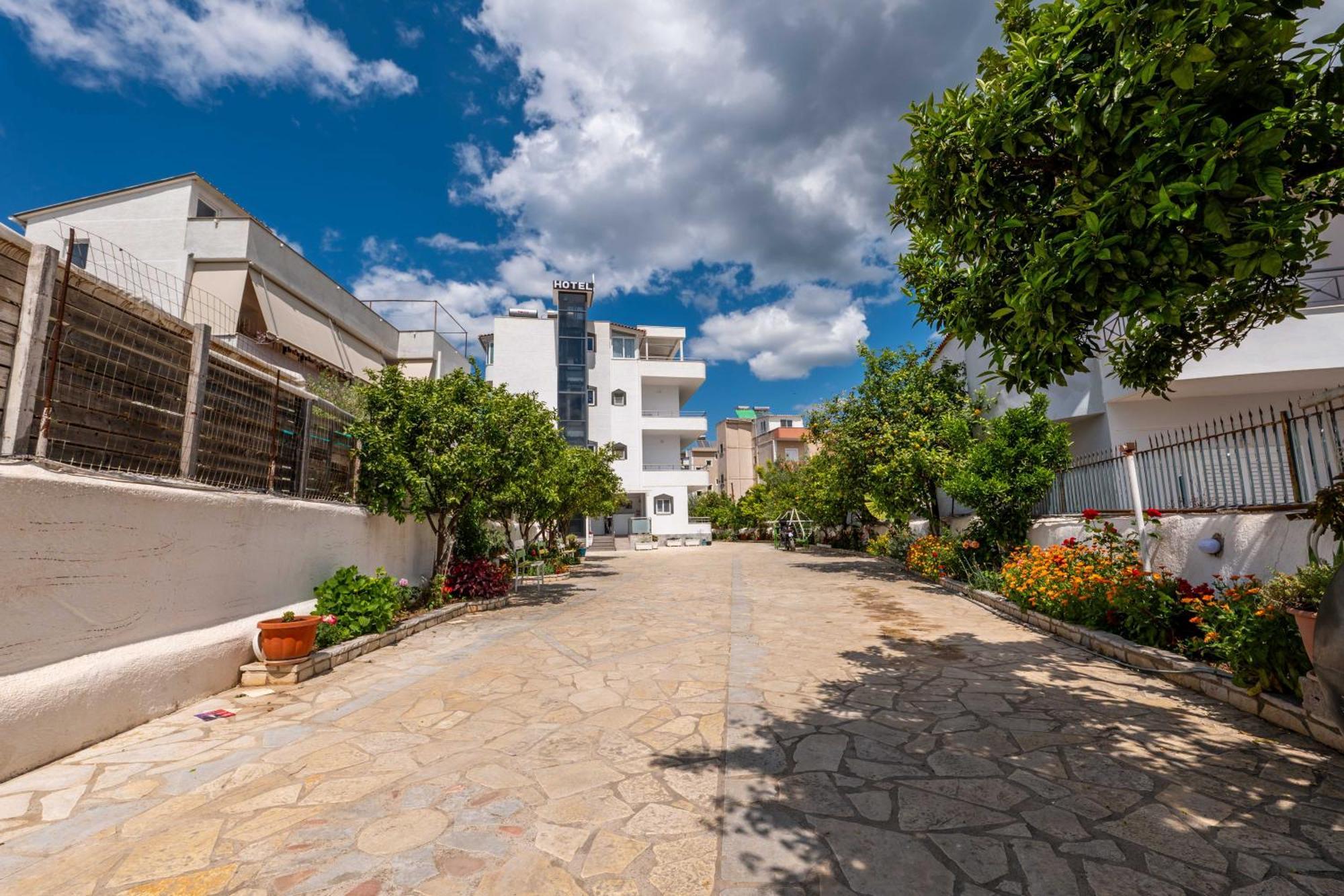 Hotel Artur2 Ksamil Exteriér fotografie