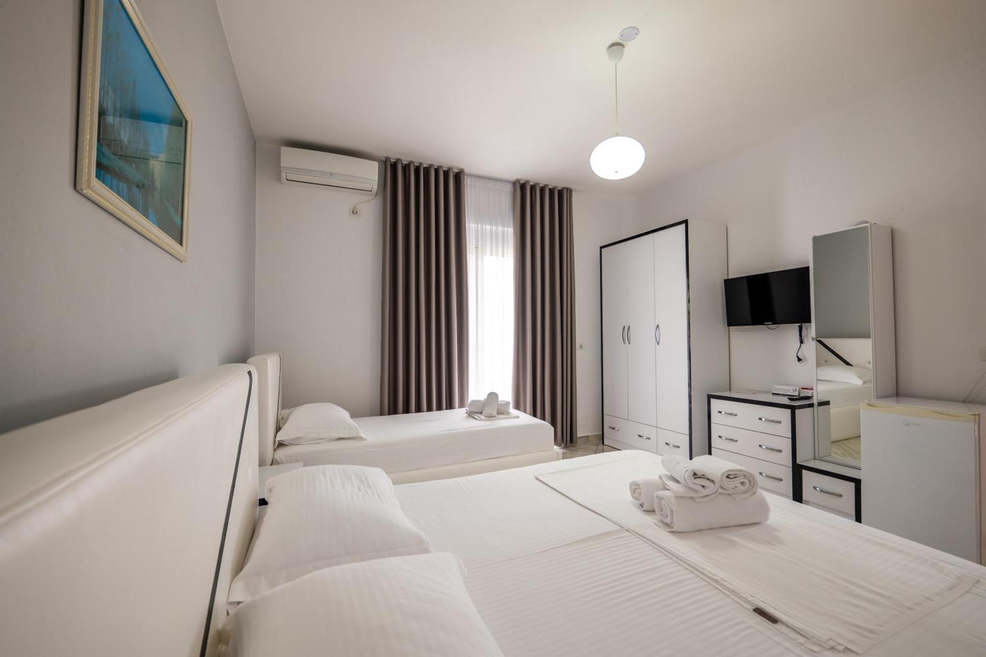 Hotel Artur2 Ksamil Exteriér fotografie